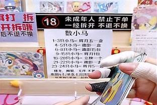 贝林厄姆本场数据：2射0正，2次关键传球，10次成功对抗，评分7.3