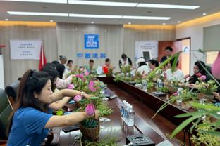 詹俊评国足名单：阵容实力比亚洲杯要强，应该有信心拿下新加坡队